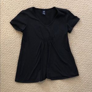 Gap maternity top